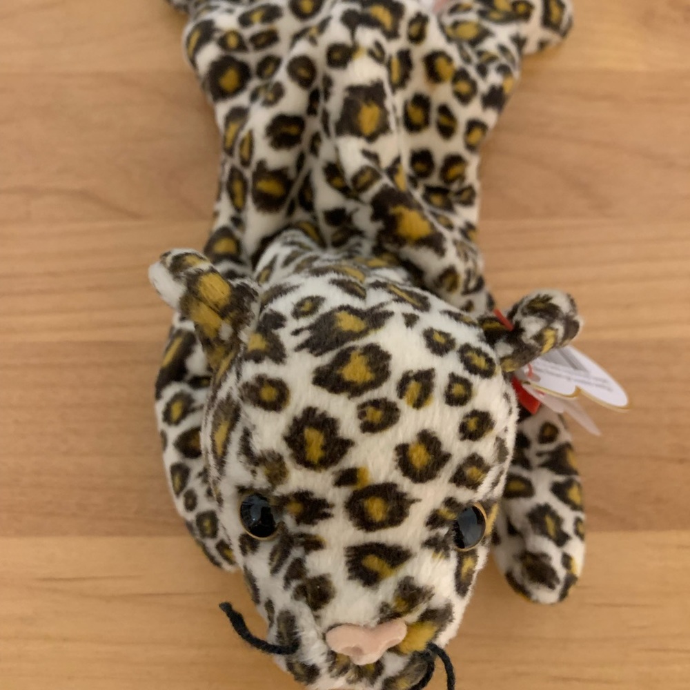 Rare beanie baby- freckles